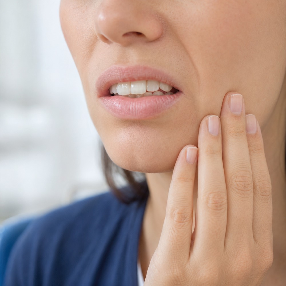 Severe toothache or sensitivity